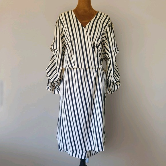 Eloquii Dress Size 20 Wrap Puff Sleeve Tucked Striped Cotton Preppy Plus - Picture 1 of 8